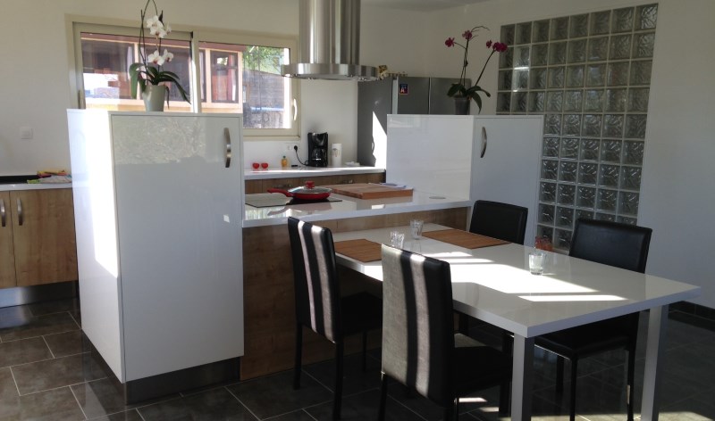 ilot-central-cuisine-lot Projet d'ilot central de cuisine - Cliente dans le Lot